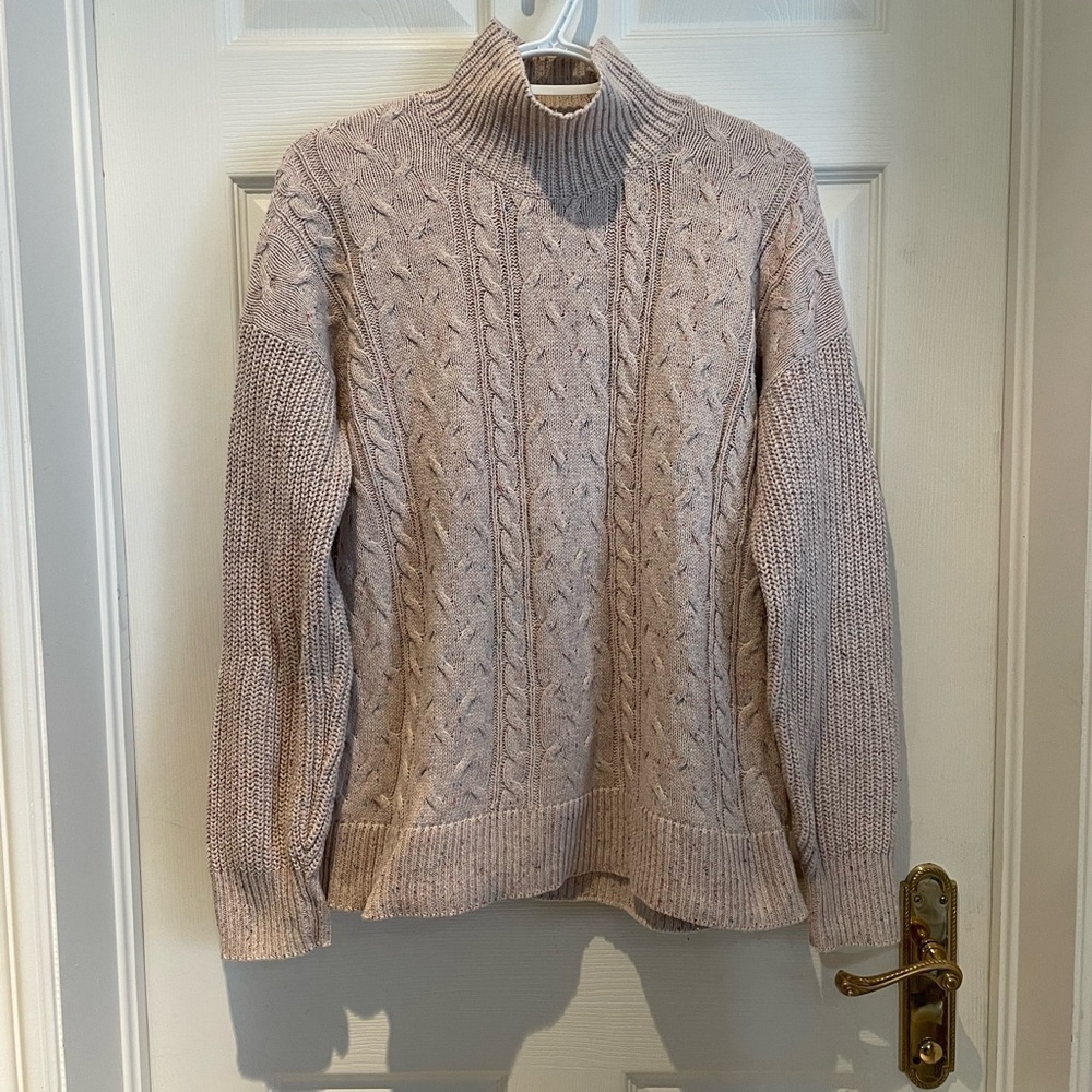 Knit turtle neck sweater